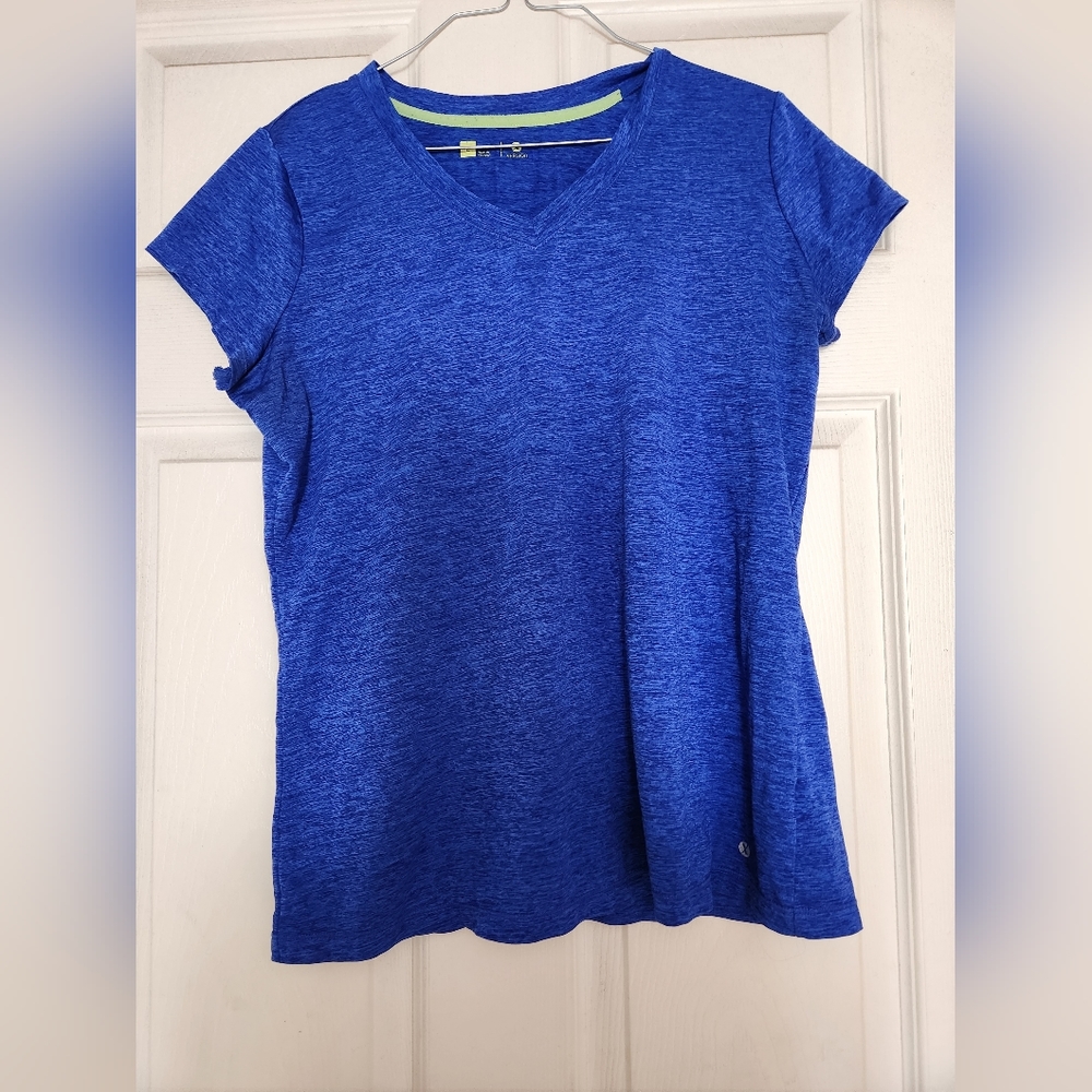 Xersion Large Activewear T-shirt
